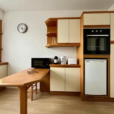 Grand Appartement A Deux Pas De La Vieille Ville Vannes Exterior photo